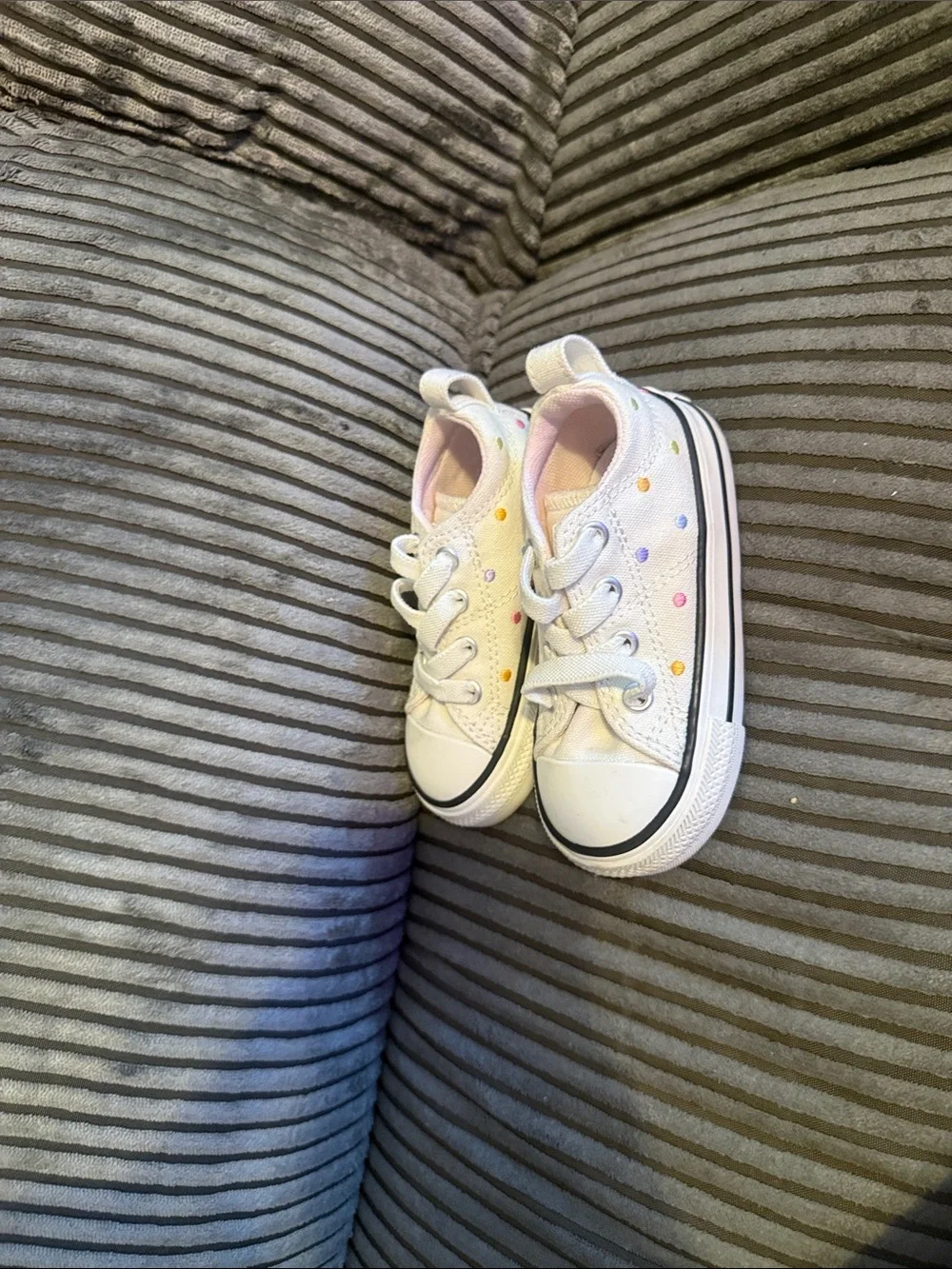 Kids White Converse Sneakers with Multicolor Dots